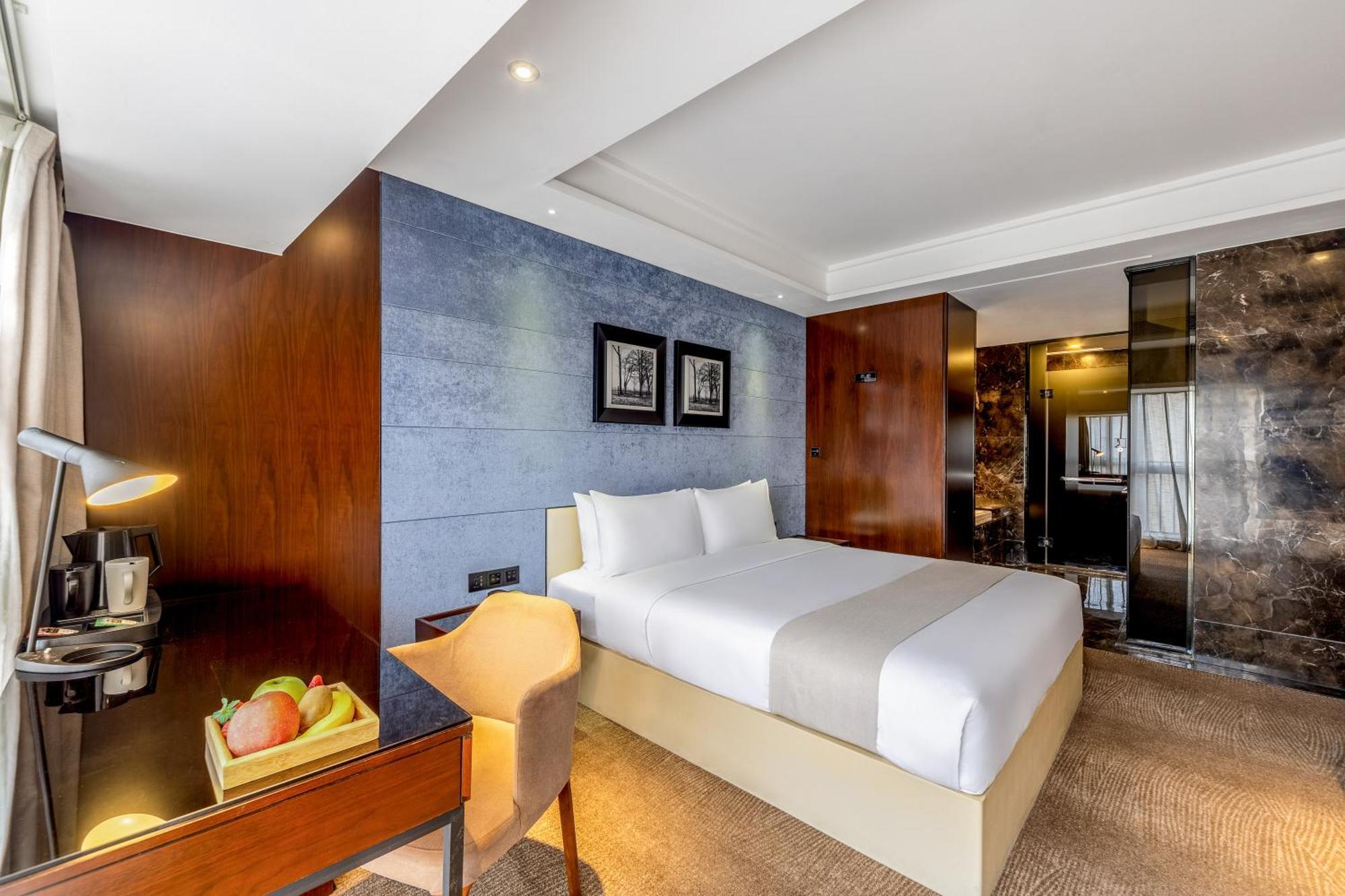 Zhonghao International Hotel Shenzhen Exterior photo