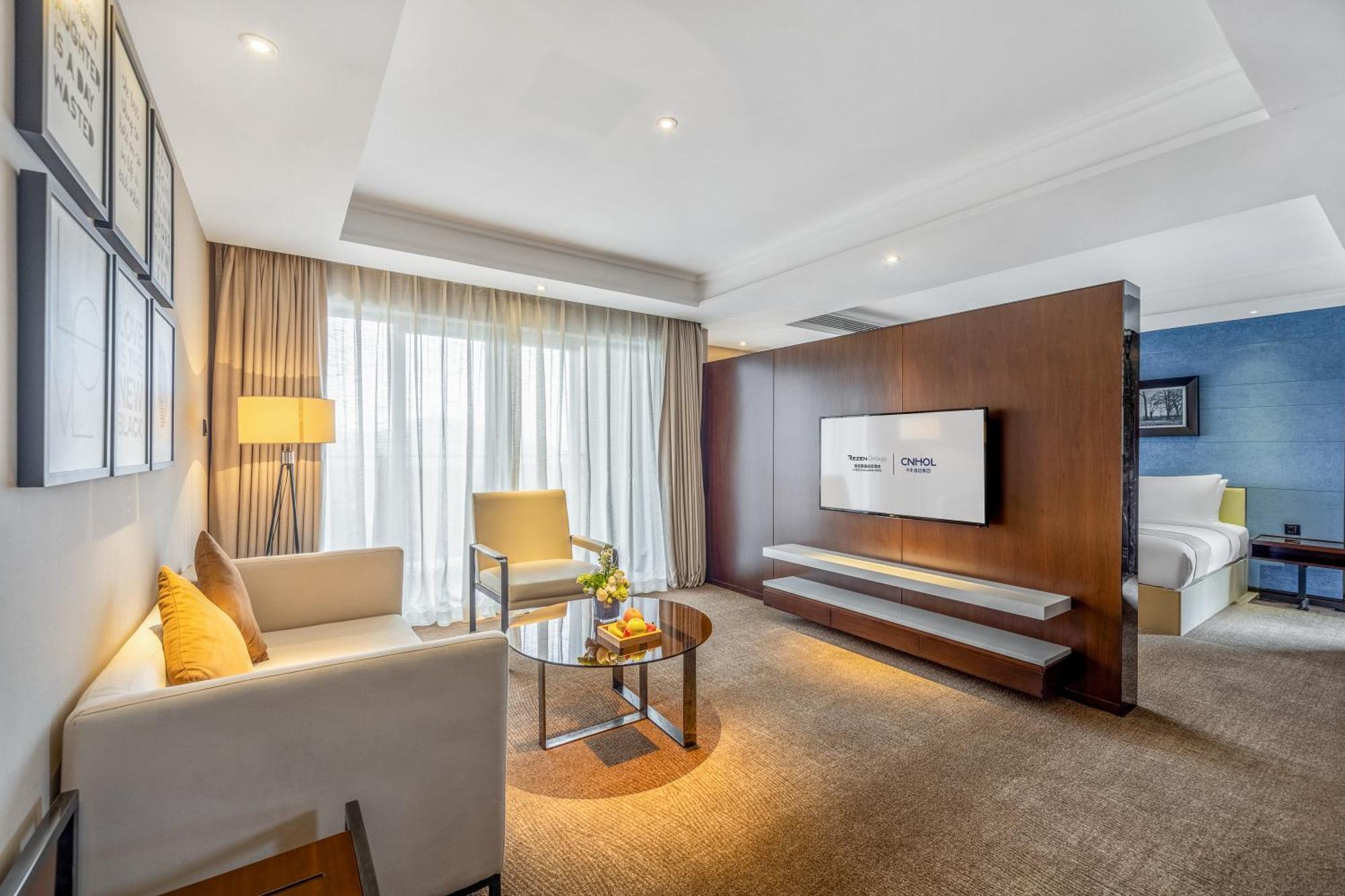 Zhonghao International Hotel Shenzhen Exterior photo