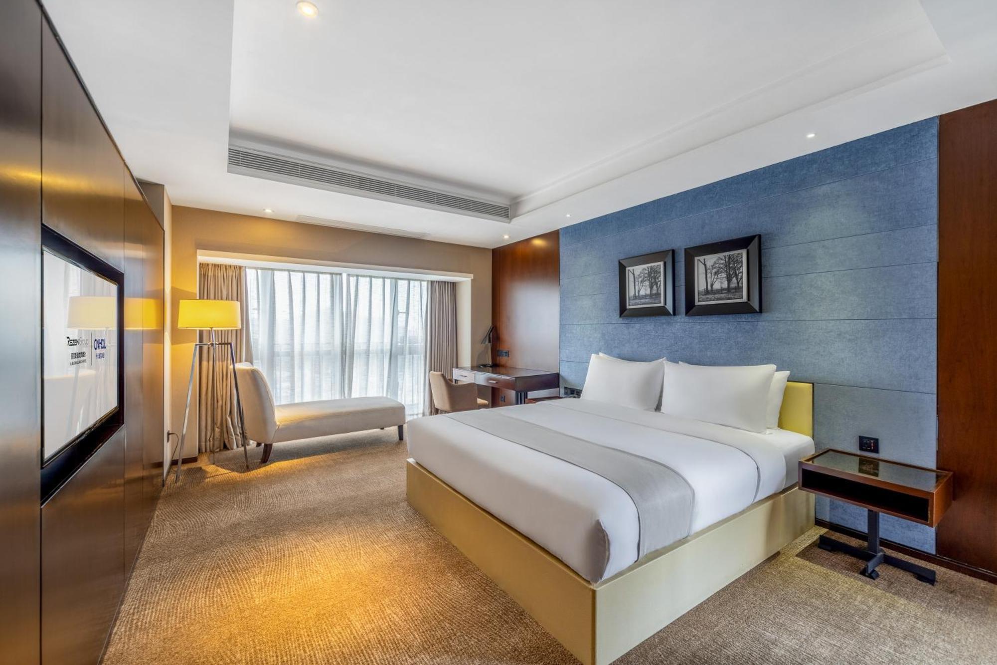 Zhonghao International Hotel Shenzhen Exterior photo